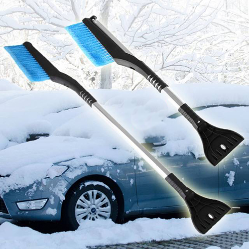 Дополнительные функции: что необходимо знать при выборе щетки для удаления снега с автомобиля